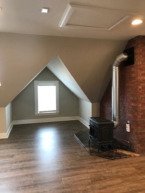 1339 N Nevada Ave, Unit Upstairs Apt. in Colorado Springs, CO - Building Photo - Building Photo