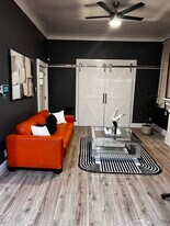 2832 Stanton Ave in Cincinnati, OH - Building Photo