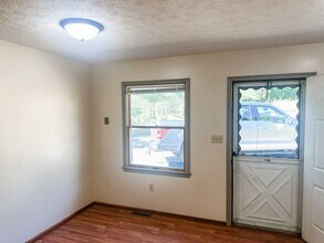 5229 Rule Rd, Unit Unit #3 - 5233 Rule Road in Bellville, OH - Building Photo - Building Photo