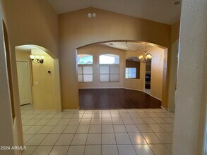 9641 E Onza Ave in Mesa, AZ - Building Photo - Building Photo