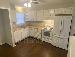 604 Cedar Crest Dr in Tullahoma, TN - Building Photo - Building Photo