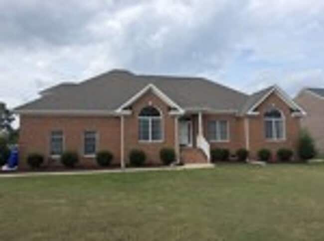 property at 7003 Neal Ct