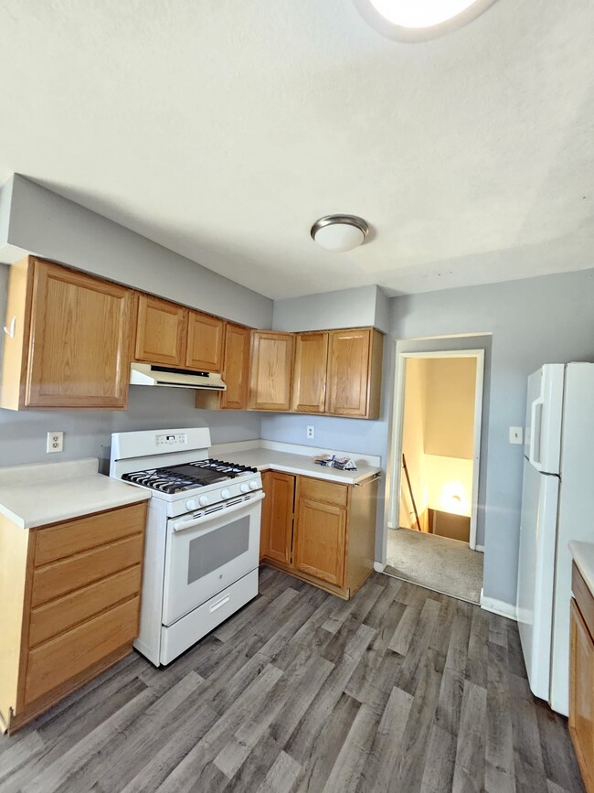 3903 Oakshire Rd in Des Moines, IA - Foto de edificio - Building Photo