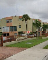 9390 W Flagler St in Miami, FL - Building Photo