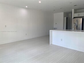 1711 SW 21st Ter in Miami, FL - Building Photo - Building Photo