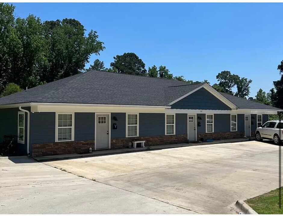 102 N 23rd St in Arkadelphia, AR - Building Photo