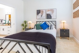 Waterford RiNo in Denver, CO - Foto de edificio - Building Photo