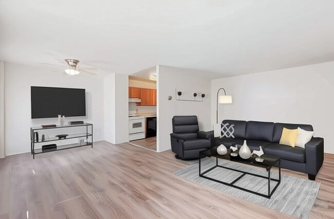 Marlow Heights Apartments in Temple Hills, MD - Building Photo - Building Photo