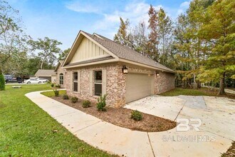 9477 Marchand Ave in Daphne, AL - Building Photo - Building Photo
