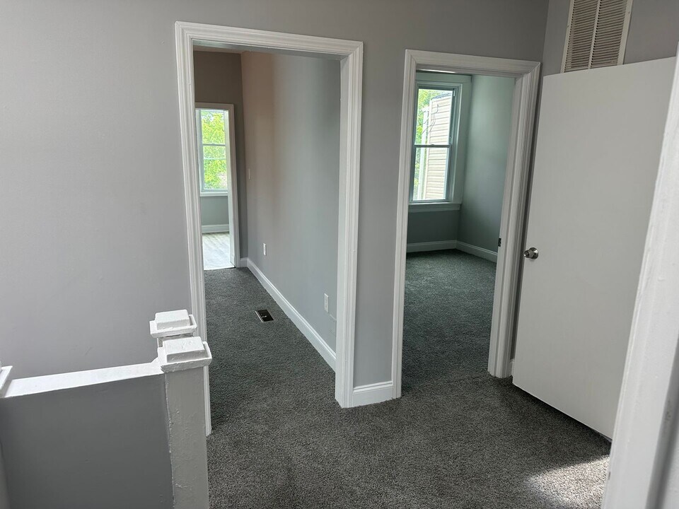 3001 Oakley Ave-Unit -Apt. 2 in Baltimore, MD - Building Photo