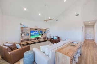 119 6th St in Port Aransas, TX - Building Photo