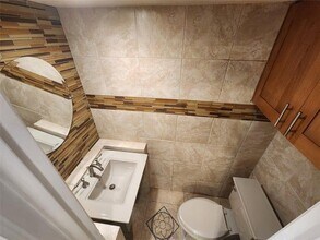 1987 NE 15th Ave in Fort Lauderdale, FL - Building Photo - Building Photo