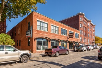 The Residences at 62 Lowell Street in Manchester, NH - Building Photo - Building Photo