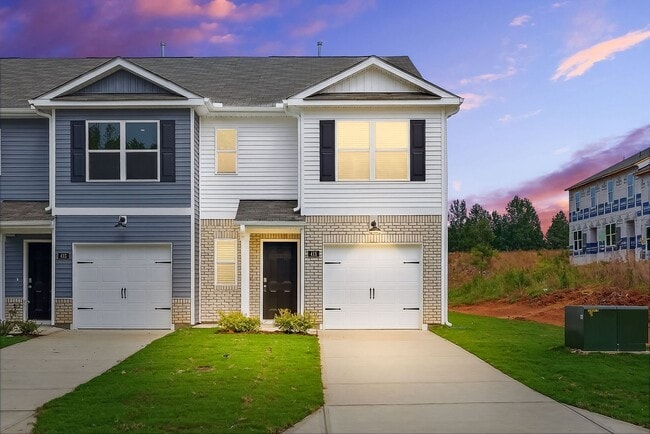 415 Cherry Laurel Dr in Sanford, NC - Foto de edificio - Building Photo