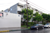 2415 E 15th St in Long Beach, CA - Foto de edificio - Building Photo