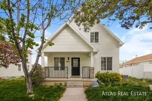 7814 N Mountain Ash Way in Eagle Mountain, UT - Building Photo