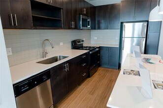 5310 Helen St in Austin, TX - Building Photo - Building Photo