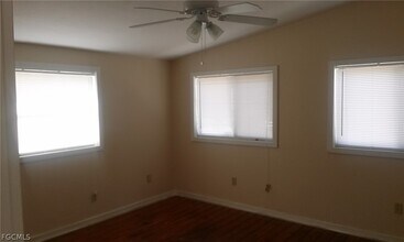 2181 Brandon St in Ft. Myers, FL - Building Photo - Building Photo