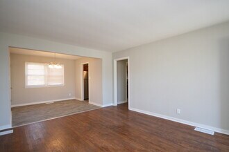 3306 Bartee Ln NW in Huntsville, AL - Building Photo - Building Photo