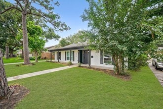 5630 Lymbar Dr in Houston, TX - Building Photo - Building Photo