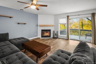 11 Woods Brooke Ln in Yorktown Heights, NY - Building Photo - Building Photo