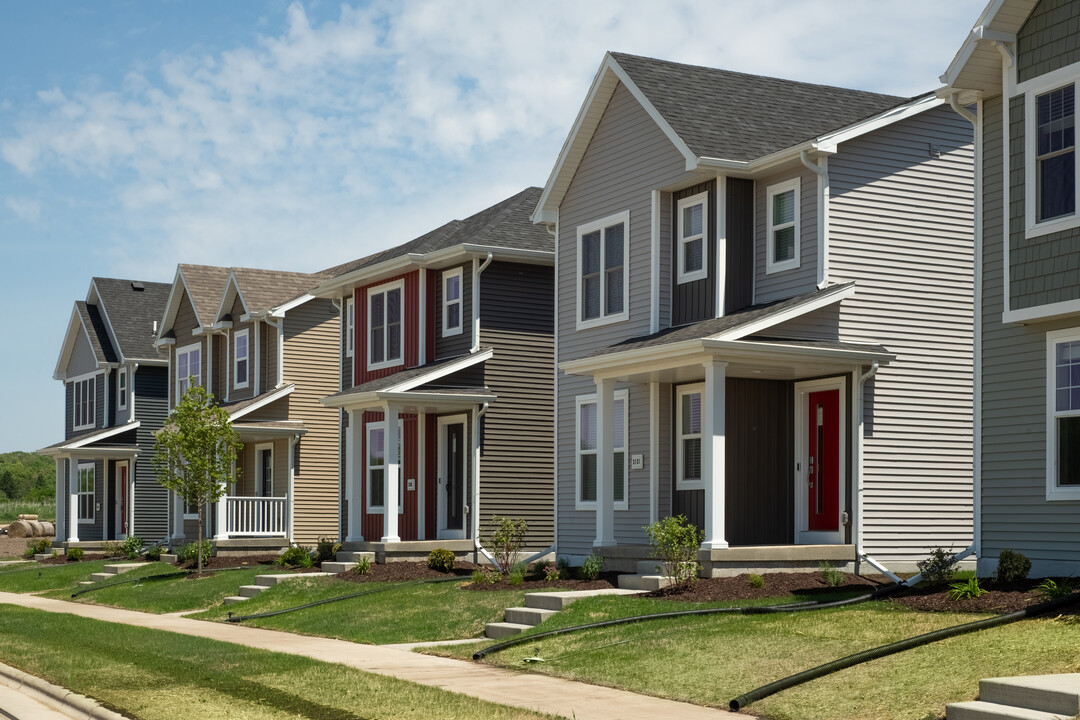 Reverie Rental Homes in Madison, WI - Foto de edificio