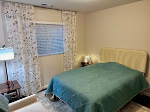 1917 98th Ave SE in Lake Stevens, WA - Foto de edificio - Building Photo