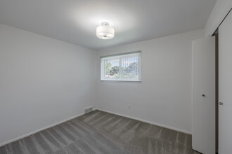 Metropolitan 13 Flats in Royal Oak, MI - Foto de edificio - Interior Photo