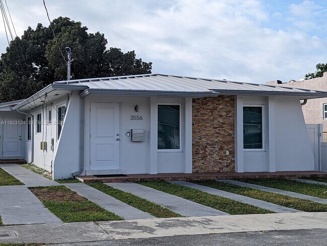 3554 SW 13th Terrace in Miami, FL - Building Photo - Building Photo