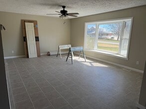 19485 Salina Rd in Waynesville, MO - Building Photo - Building Photo