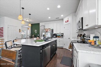 15391 Turkoman Cir in Jacksonville, FL - Building Photo - Building Photo