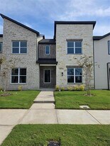 8910 Lowell St in Rowlett, TX - Building Photo