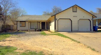 10708 Lanshire Dr in Austin, TX - Building Photo