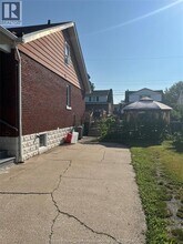 1006 Pillette Rd in Windsor, ON - Building Photo - Building Photo