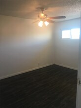 2900 Marlin Ave-Unit -D in Las Vegas, NV - Foto de edificio - Building Photo