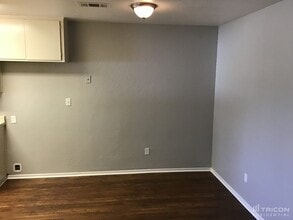 700 Mamilane in Modesto, CA - Building Photo - Building Photo