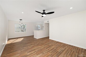 12 N 23rd St in McAllen, TX - Building Photo - Building Photo