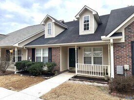 722 Hobbs Rd SE in Huntsville, AL - Building Photo