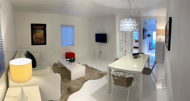 1616 Euclid Ave in Miami Beach, FL - Building Photo - Building Photo