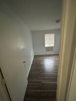 440 Sawmill Rd in Glocester, RI - Building Photo