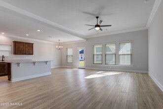117 Steep Mdws Ln in Lafayette, LA - Building Photo - Building Photo