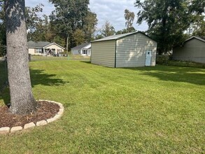 120 Spokan Trail in Crawfordville, FL - Building Photo - Building Photo
