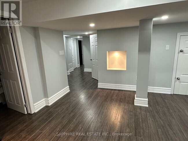 187 Weston Dr in Milton, ON - Building Photo - Building Photo