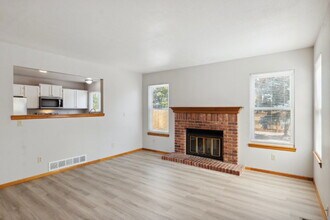 8455 Ilex Dr in Colorado Springs, CO - Building Photo - Building Photo