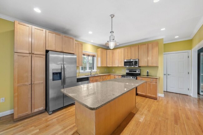 1 Glenbrook Rd in Framingham, MA - Building Photo - Building Photo