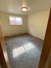 2066 S 74th St in West Allis, WI - Building Photo - Building Photo