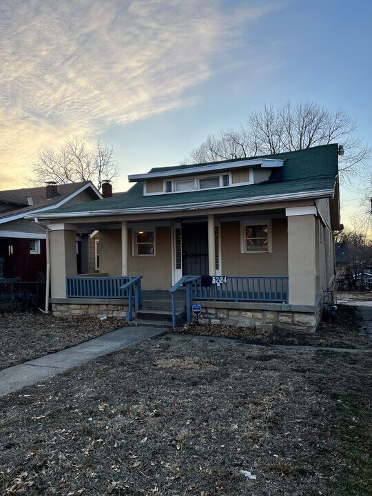 5224 Euclid Ave in Kansas City, MO - Building Photo