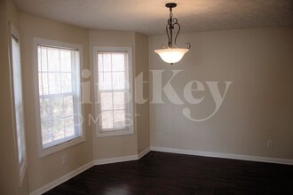 3930 Pine Tree Ln in Gainesville, GA - Building Photo - Building Photo