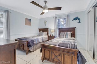 1337 N Collier Blvd in Marco Island, FL - Building Photo