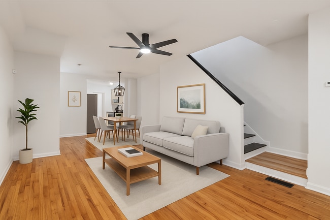 property at 538 E Queen Ln